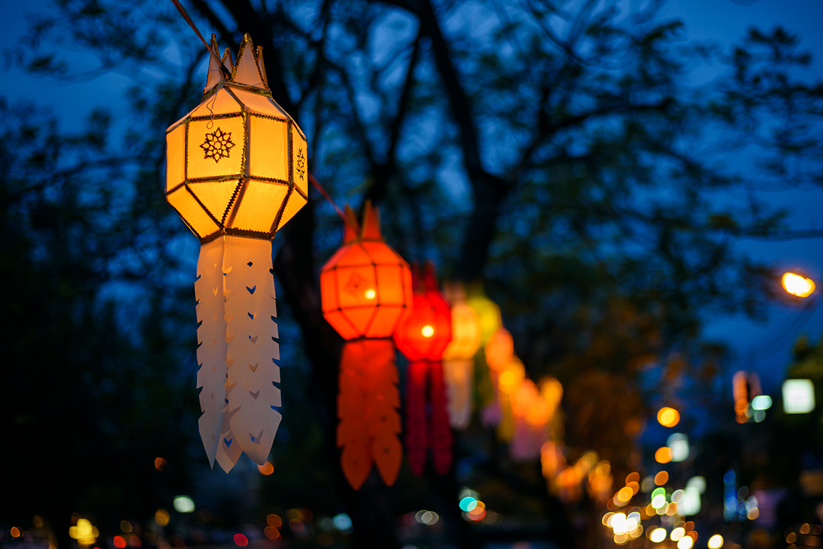 图为泰国清迈的彩灯节或怡朋节(泰国北部的新年).jpg