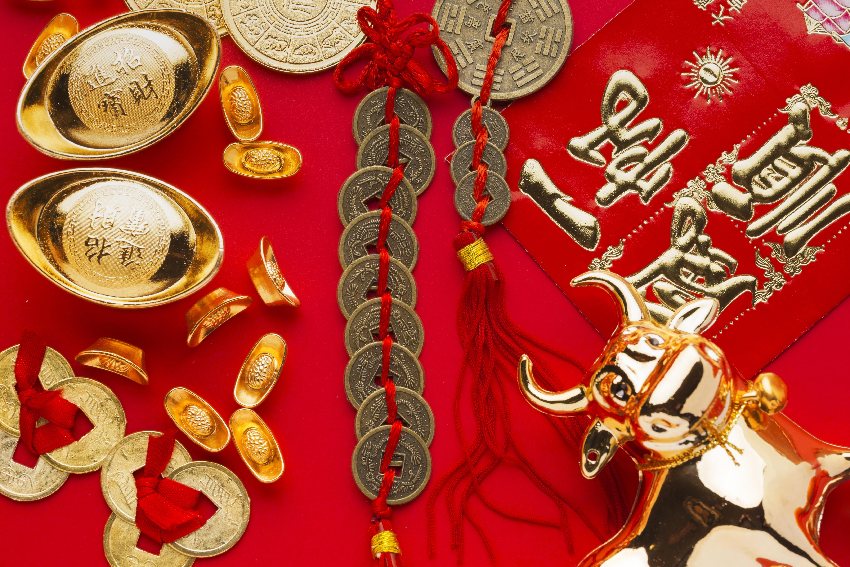 图片_中国新年2021金牛和压岁钱.jpg