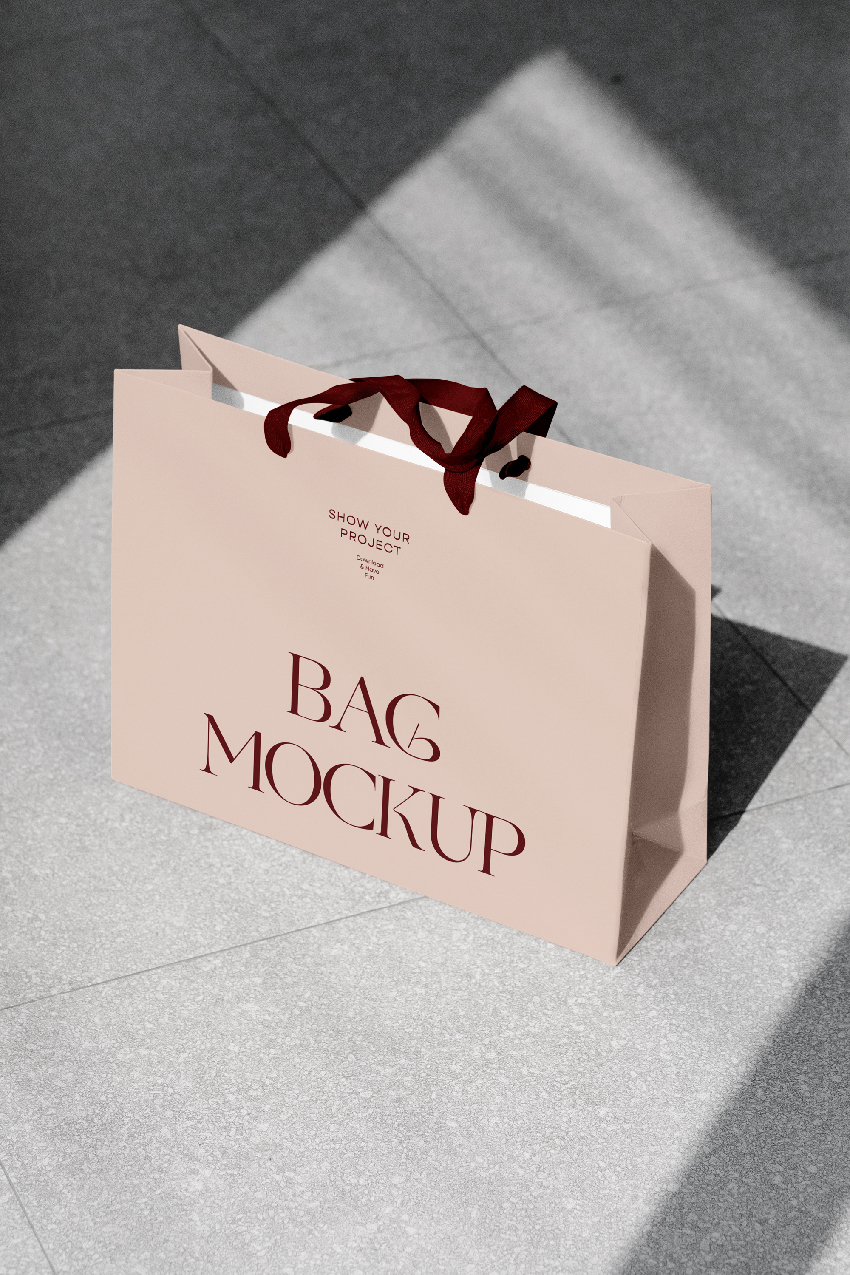 shopping_bag_on_street_mockup.jpg