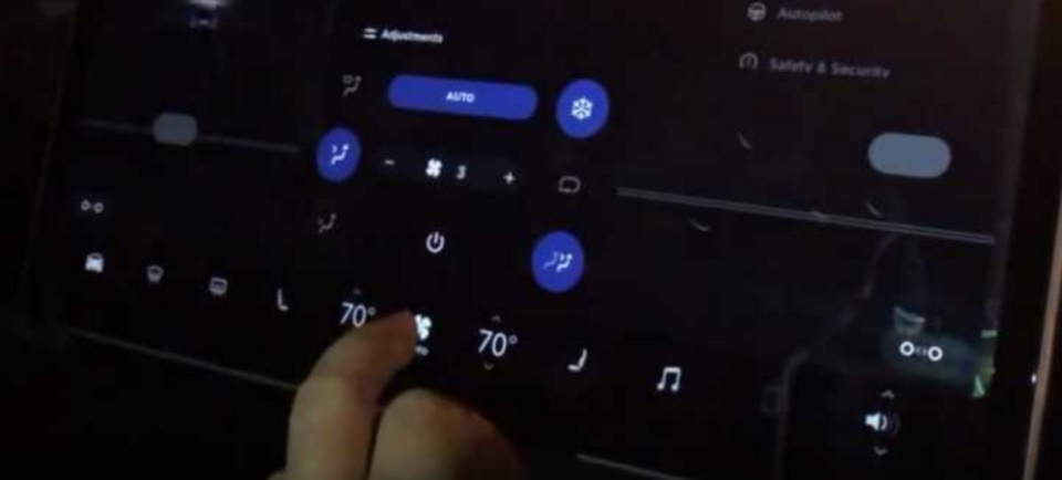 汽车交互专题！全方位解读特斯拉Model 3中控大屏交互布局